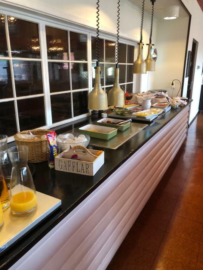 Yxnerum Hotell エクステリア 写真